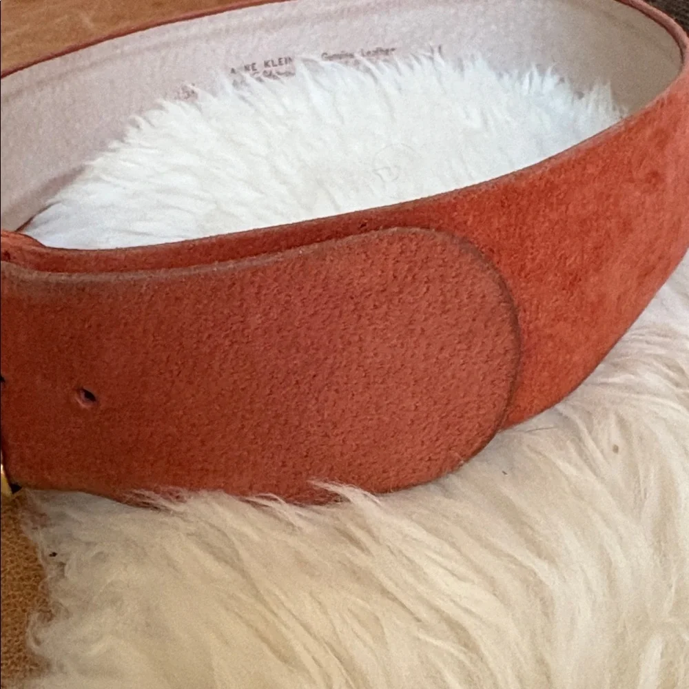 Vintage Anne Klein for Caldron Leather Belt with Gold Leaf Buckle